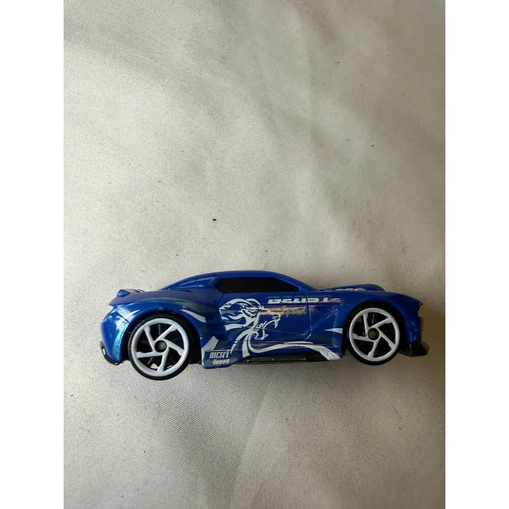 ZURU Metal Machines Diecast Car Lot of 2 Blue White 1:64 Toy Cars